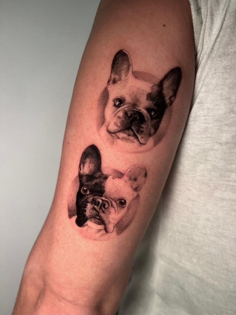 mascotas de cliente tatuadas en micro realismo